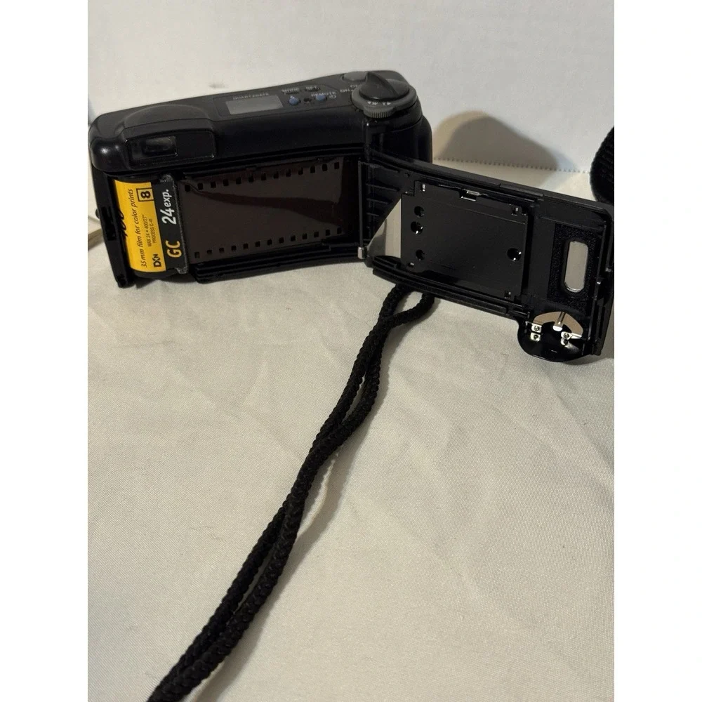 Olympus Zoom 2000 35mm Film Camera Quartz Date 38-70mm AF‎ Lens Tested READ